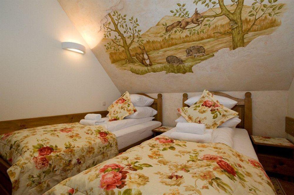 Hotel Carpatia Bieszczadzki Gosciniec Wetlina Exterior photo