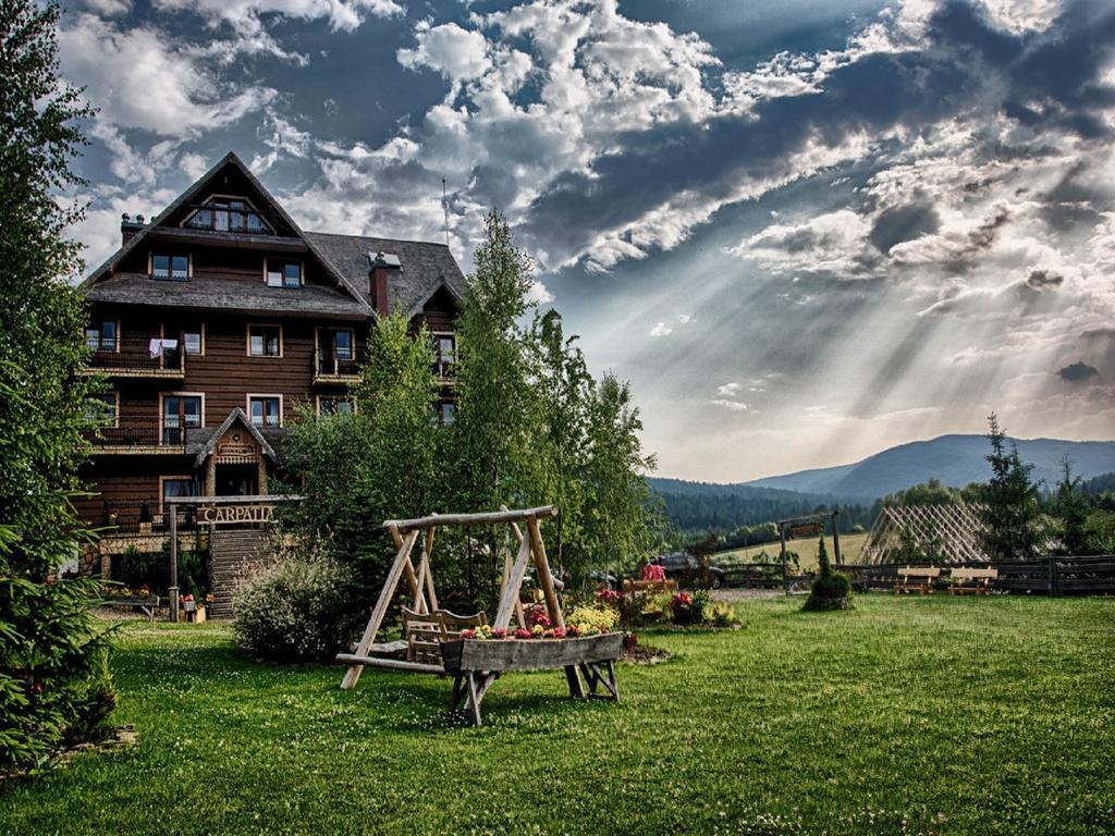 Hotel Carpatia Bieszczadzki Gosciniec Wetlina Exterior photo